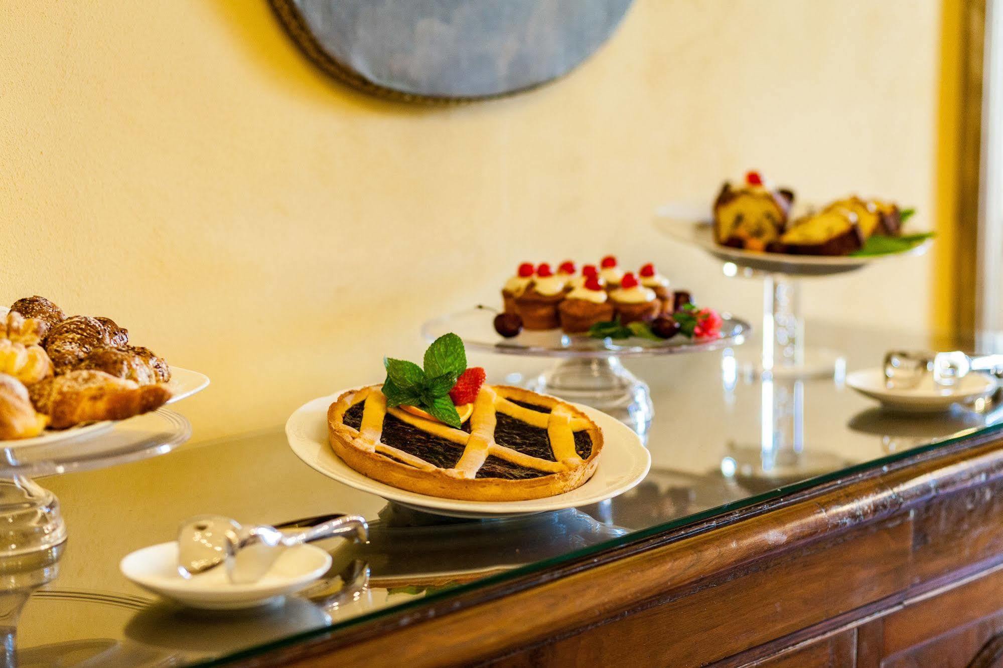 Relais Degli Angeli Residenza D'Epoca Bed and Breakfast Siena Eksteriør billede