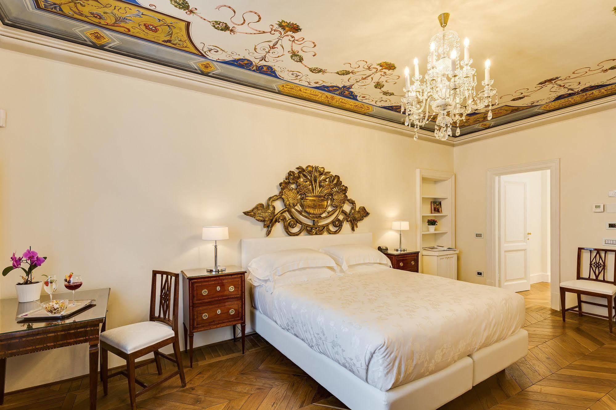 Relais Degli Angeli Residenza D'Epoca Bed and Breakfast Siena Eksteriør billede